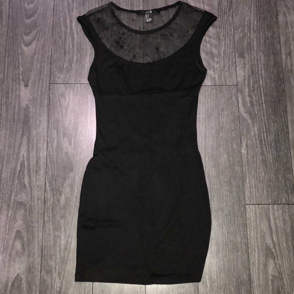 Forever 21 black lace dress - Picture 2 of 6